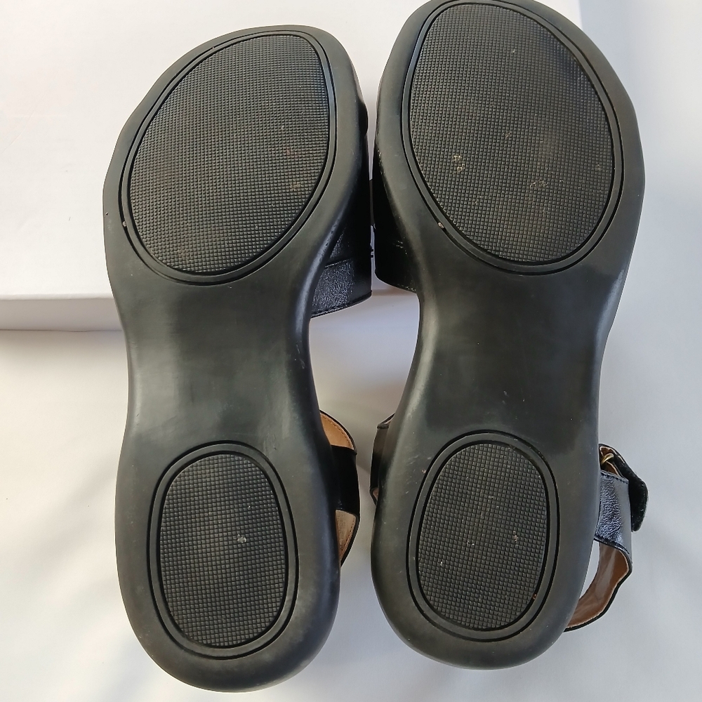 Array Floral Sandals With Ankle Strap 9.5 Narrow - Picture 6 of 6